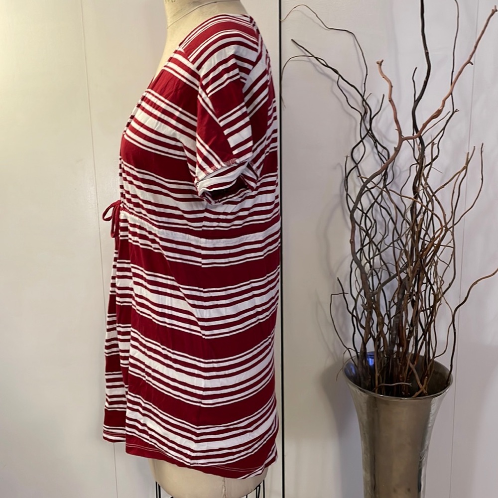 Bump Start by Motherhood short sleeve striped v-neck top with tie - Picture 4 of 8